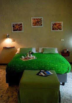 Latt E Liett Apartment *